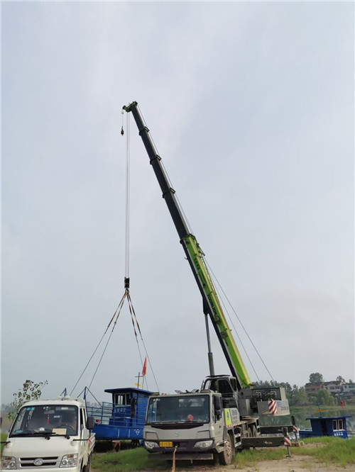 依兰县桥梁建设吊装案例